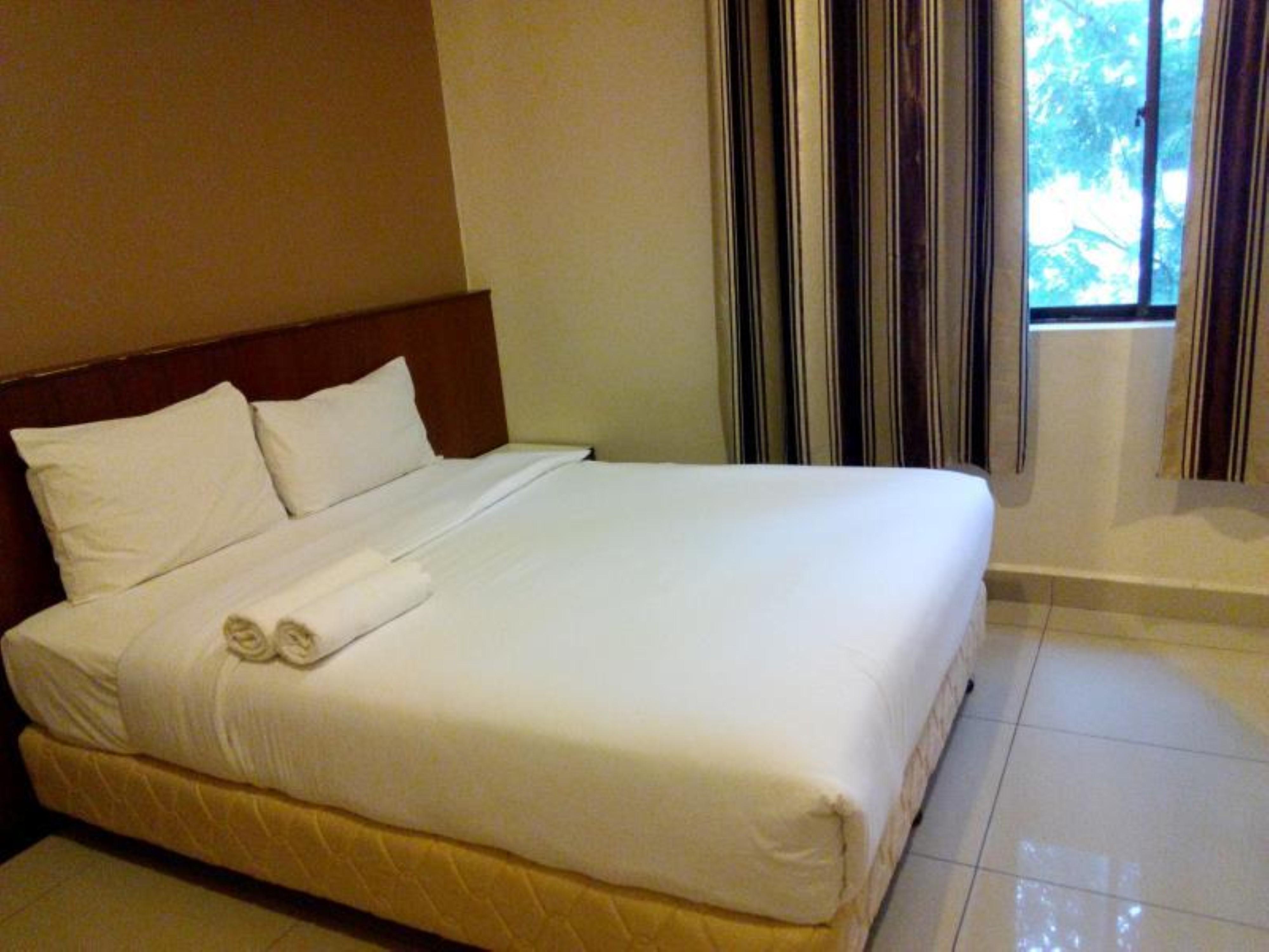 Langkawi Uptown Hotel Kuah Exterior photo