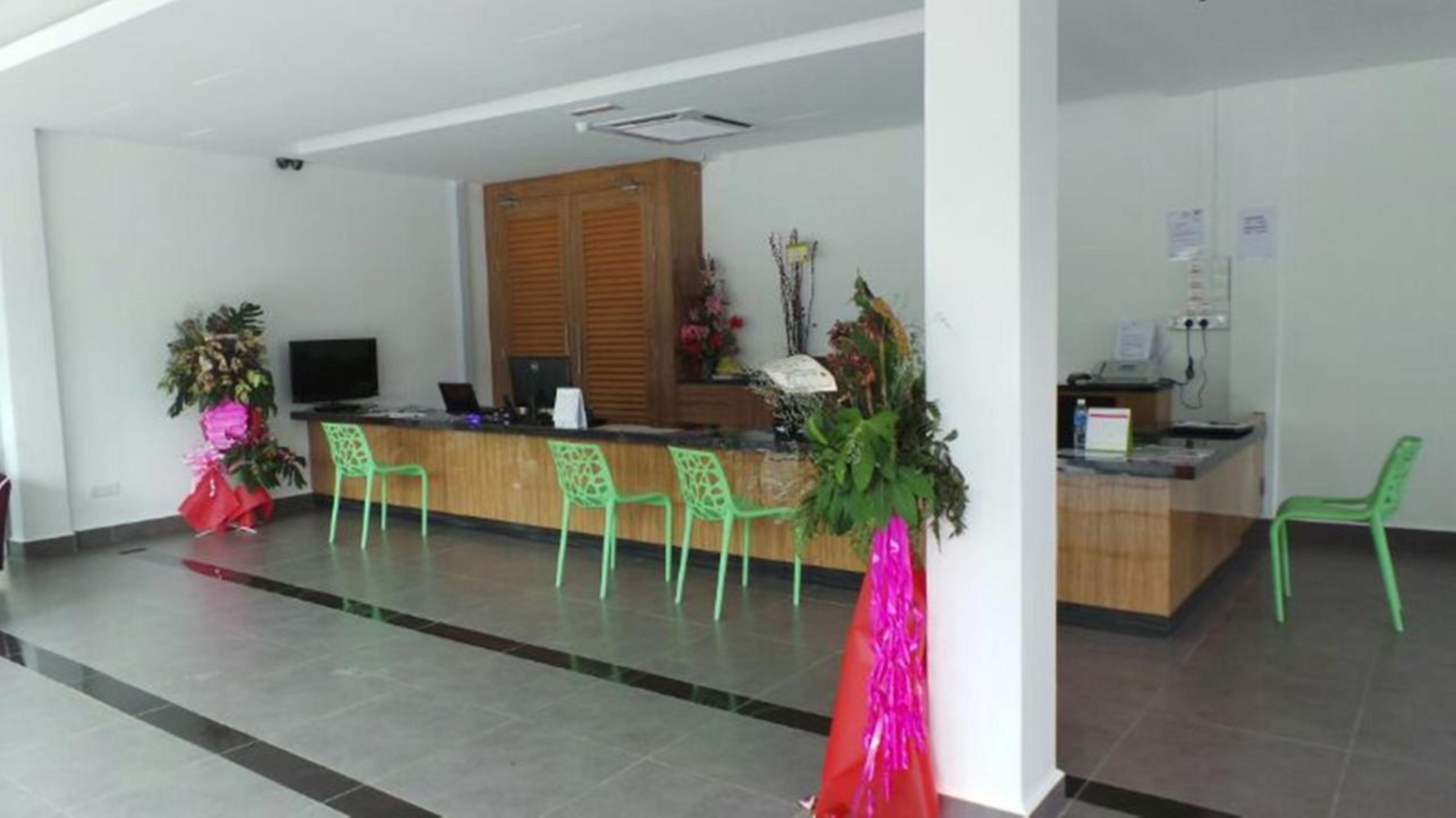 Langkawi Uptown Hotel Kuah Exterior photo